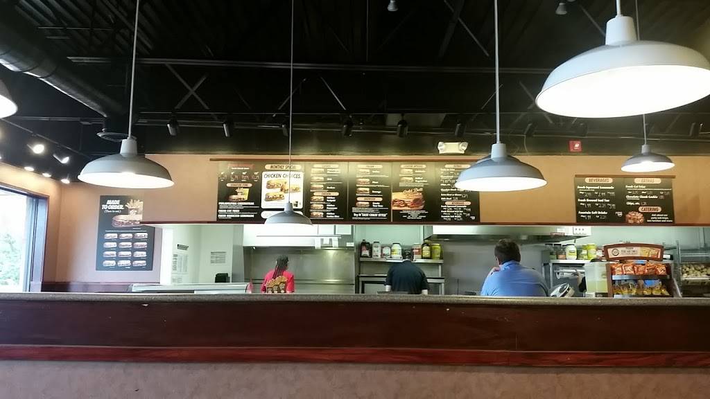 Penn Station East Coast Subs | meal takeaway | 8425 N Wayne Rd, Westland, MI 48185, USA | 7344257366 OR +1 734-425-7366