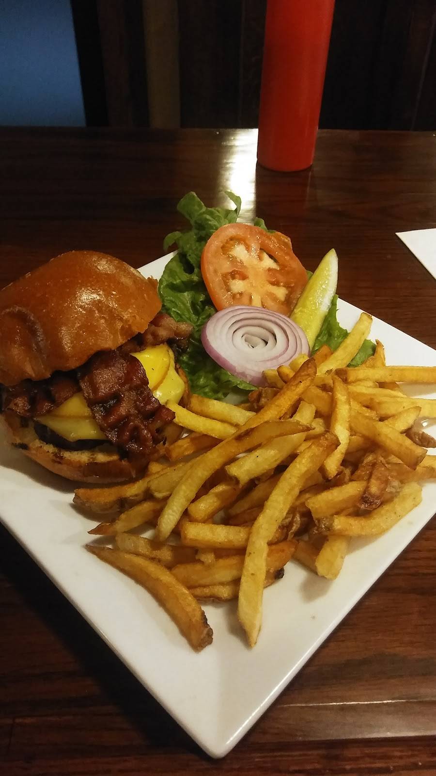 Emprize Brew Mill | restaurant | 200 Main St, Menasha, WI 54952, USA | 9204861539 OR +1 920-486-1539