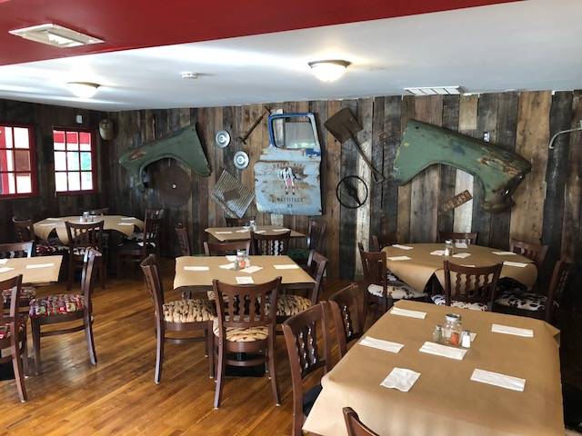 East On Main | restaurant | 10560 Main Rd, Mattituck, NY 11952, USA | 6312987208 OR +1 631-298-7208