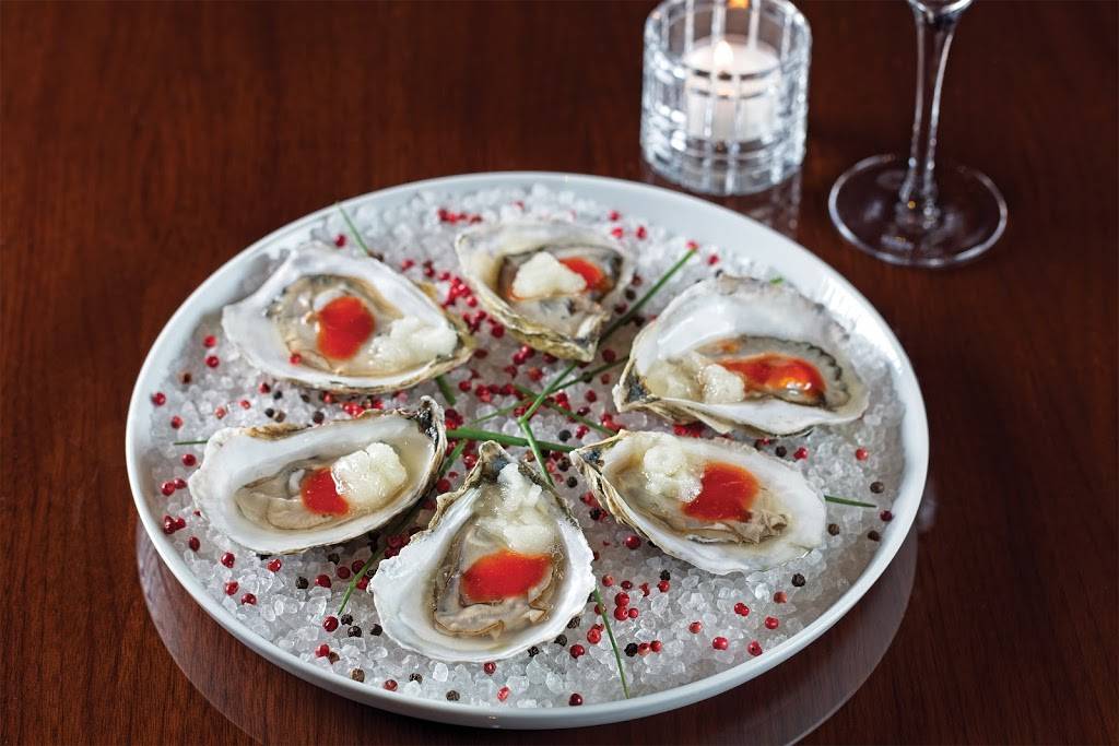 Henrys Palm Beach | restaurant | 229 Royal Poinciana Way, Palm Beach, FL 33480, USA | 5612061896 OR +1 561-206-1896