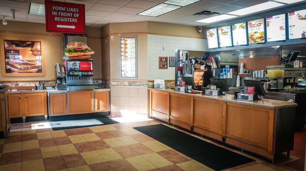 Wendys | restaurant | 8376 Tamarack Village, Woodbury, MN 55125, USA | 6517627507 OR +1 651-762-7507