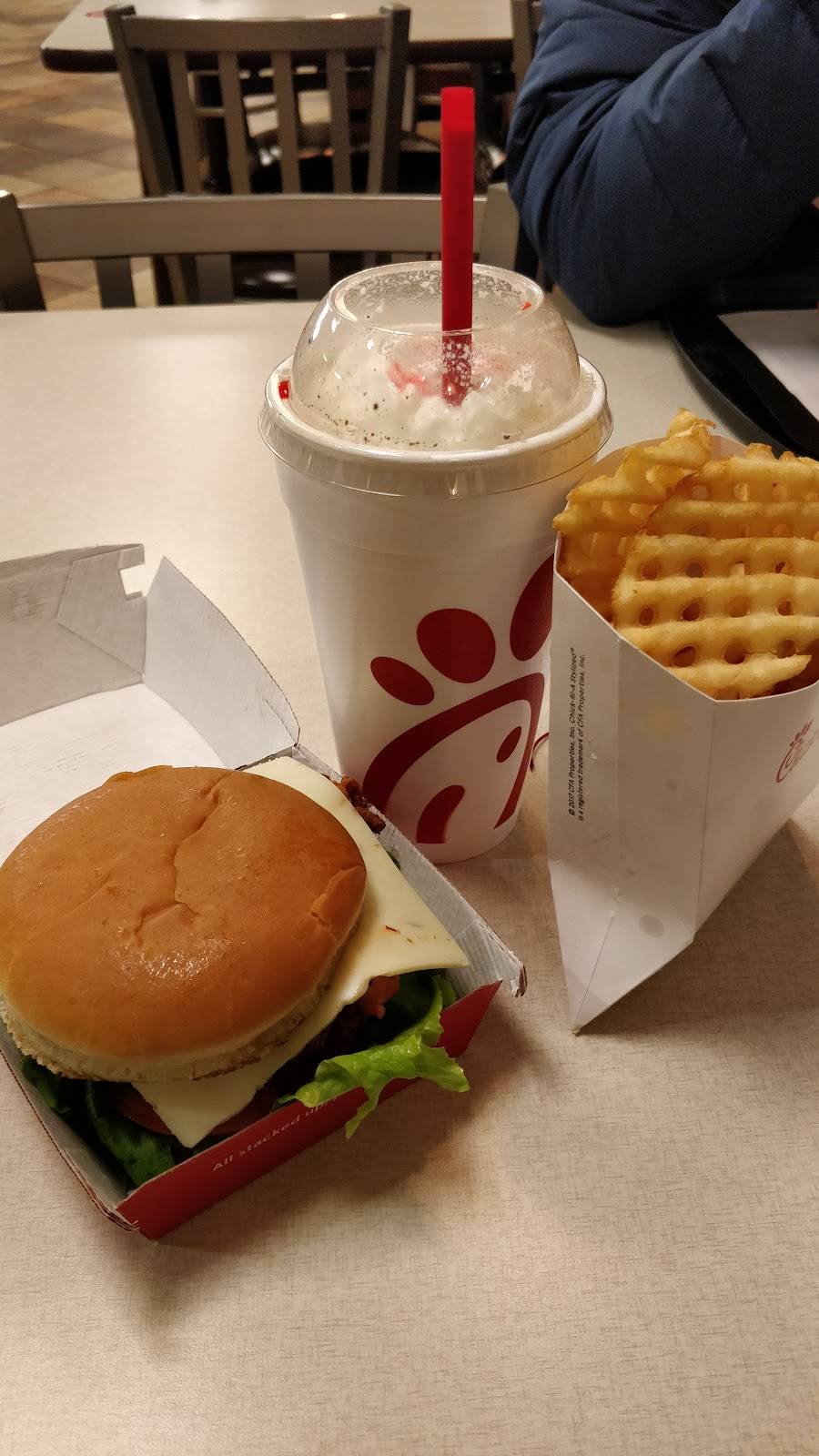 Chick-fil-A | restaurant | 215 Ken Pratt Blvd, Longmont, CO 80501, USA | 3037729642 OR +1 303-772-9642