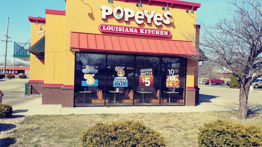 Popeyes Louisiana Kitchen | restaurant | 775 E Pershing Rd, Decatur, IL 62526, USA | 2173306126 OR +1 217-330-6126