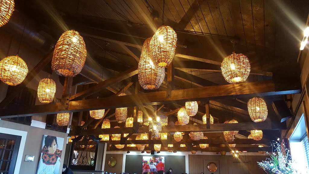 En Fuego Mexican Grille | restaurant | 17W648 22nd St, Oakbrook Terrace, IL 60181, USA | 6306138899 OR +1 630-613-8899