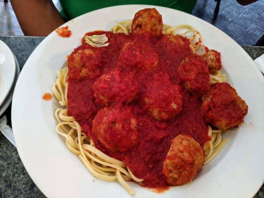 Causway diner | restaurant | MA-133, Gloucester, MA 01930, USA | 9782815256 OR +1 978-281-5256