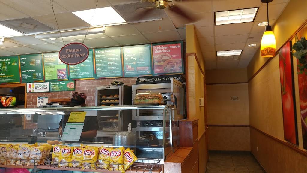 Subway | restaurant | 33 Campground Dr, Coldwater, MS 38618, USA | 6626225907 OR +1 662-622-5907