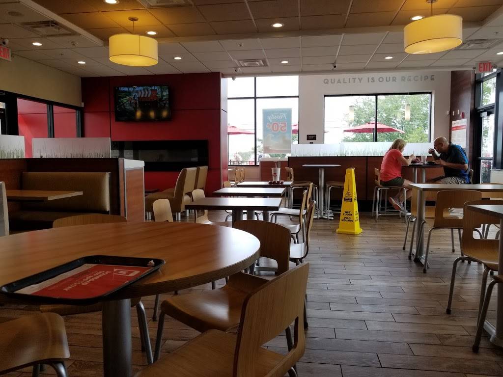 Wendys | restaurant | 987 Ridge Rd, Webster, NY 14580, USA | 5858725635 OR +1 585-872-5635