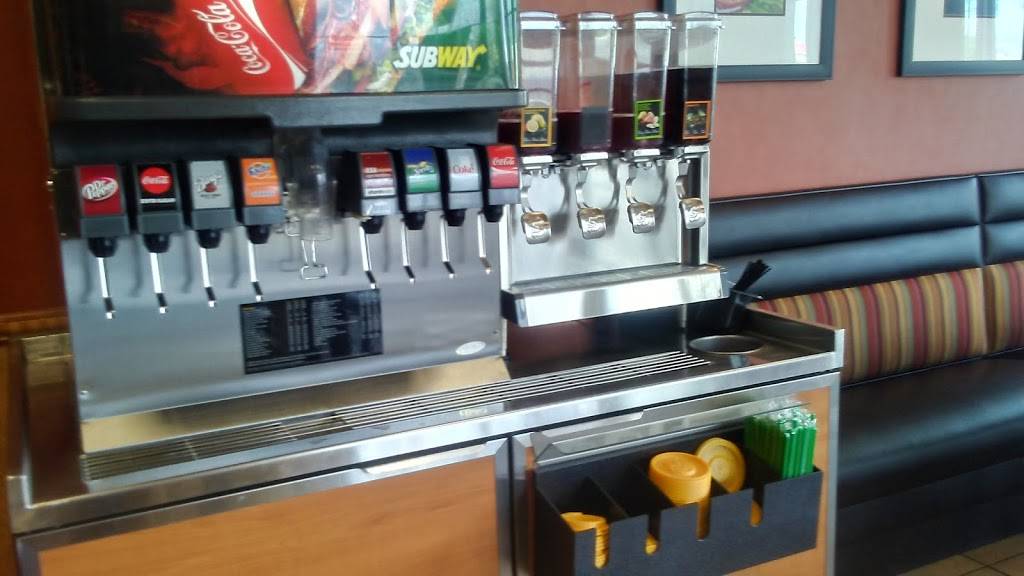 Subway | restaurant | 986 Sierra St, Kingsburg, CA 93631, USA | 5598971993 OR +1 559-897-1993