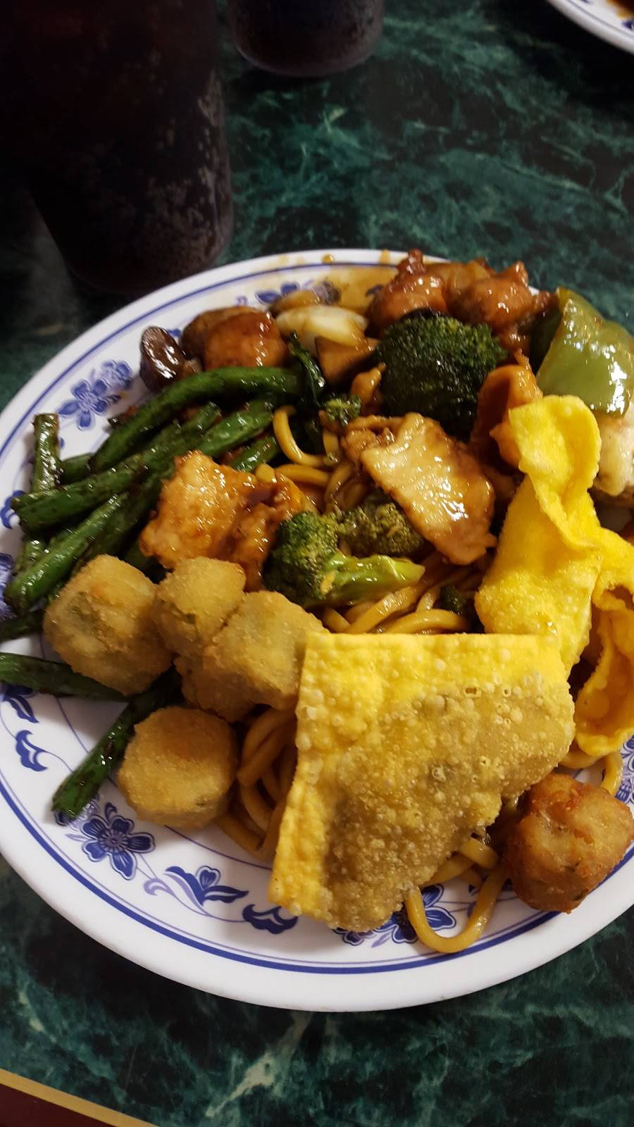 China Buffet | restaurant | 131 E North Ave, Flora, IL 62839, USA | 6186628633 OR +1 618-662-8633