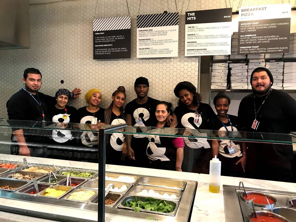 &pizza | restaurant | Terminal C Unit #C, 07, Arlington, VA 22202, USA | 2028398576 OR +1 202-839-8576