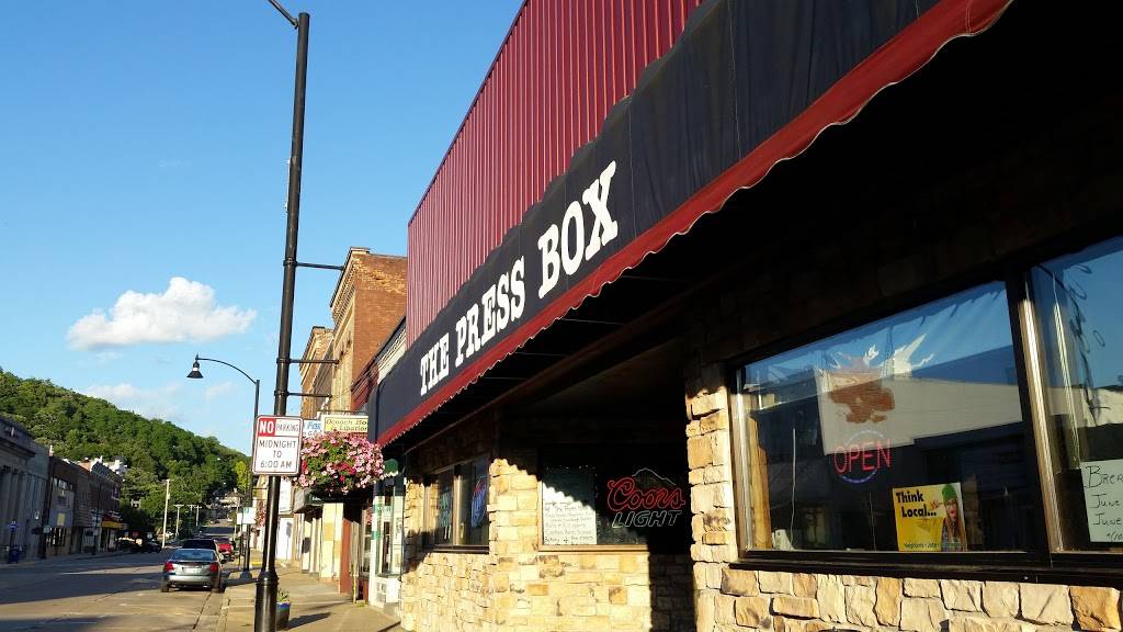 Press Box | restaurant | 165 W Court St, Richland Center, WI 53581, USA | 6086474012 OR +1 608-647-4012