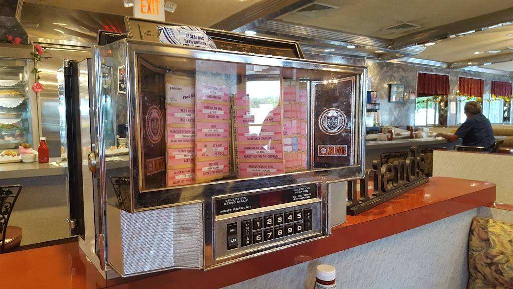 Toms River Diner | restaurant | 445 NJ-37 E, Toms River, NJ 08753, USA | 7322882808 OR +1 732-288-2808
