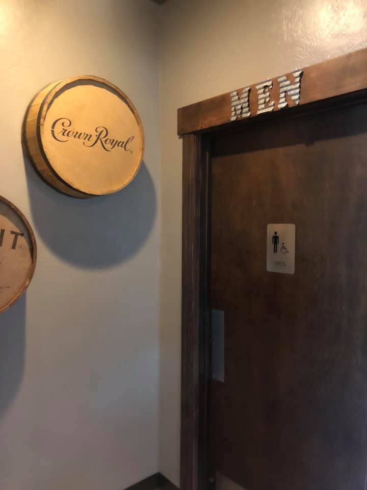 Pub Bar & Grill | restaurant | 4947 Holdrege St, Lincoln, NE 68504, USA | 4024674947 OR +1 402-467-4947