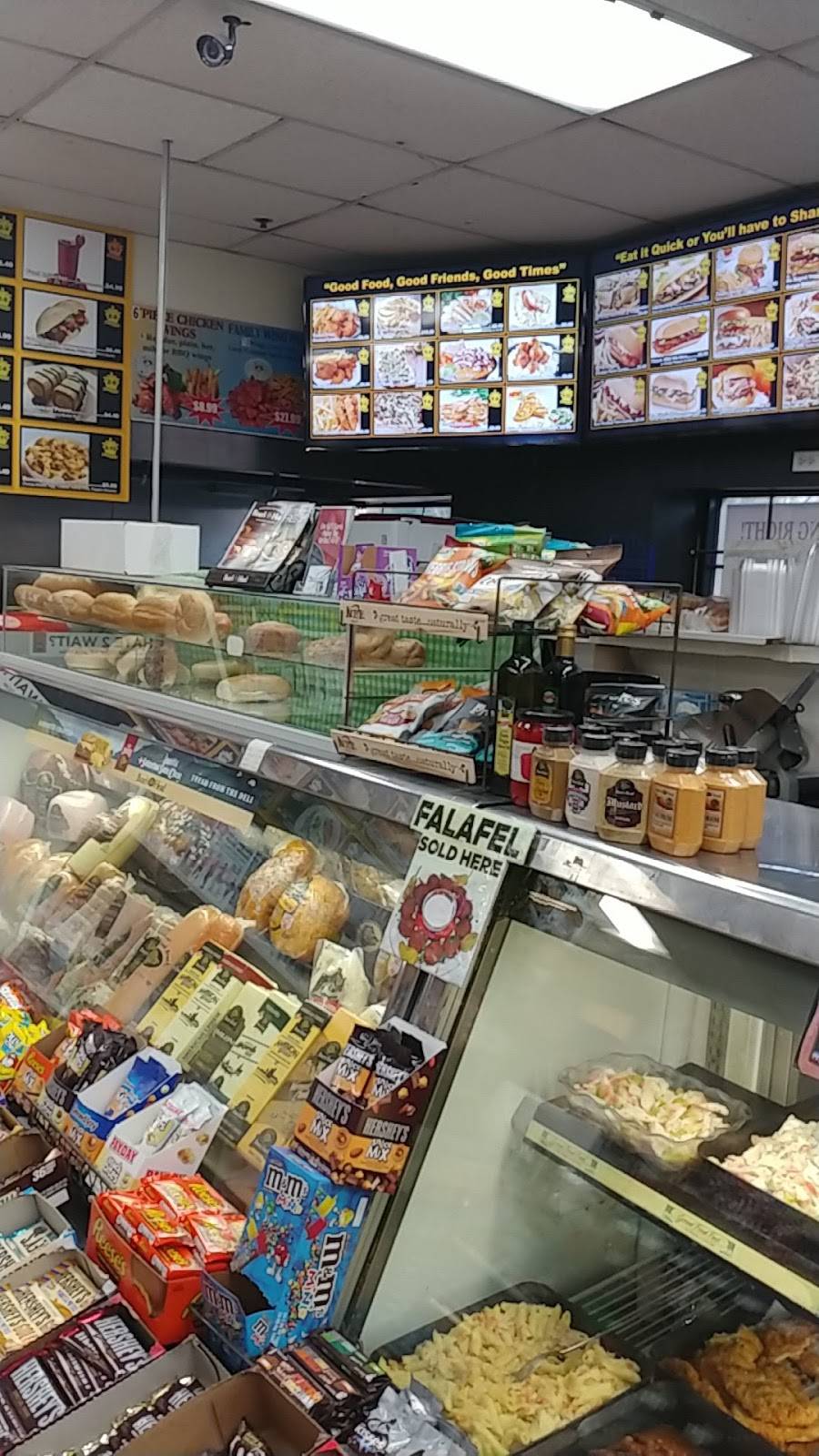 Titanic Deli | cafe | 15 NY-303, Congers, NY 10920, USA | 8452675000 OR +1 845-267-5000