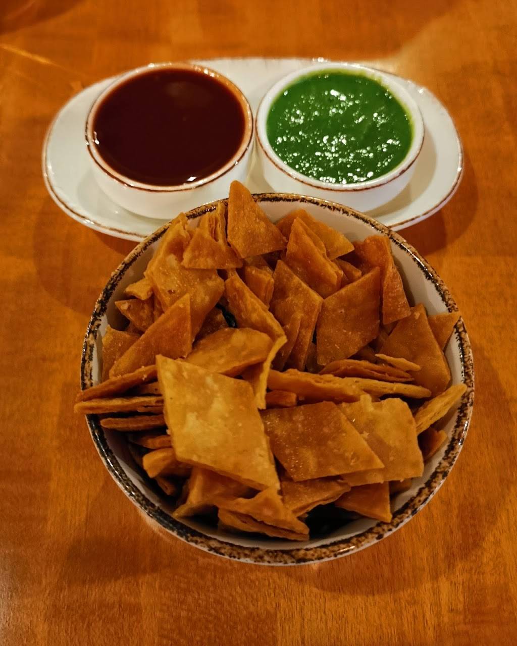 Urban Tandoor | restaurant | 801 N Quincy St, Arlington, VA 22203, USA | 7035671432 OR +1 703-567-1432