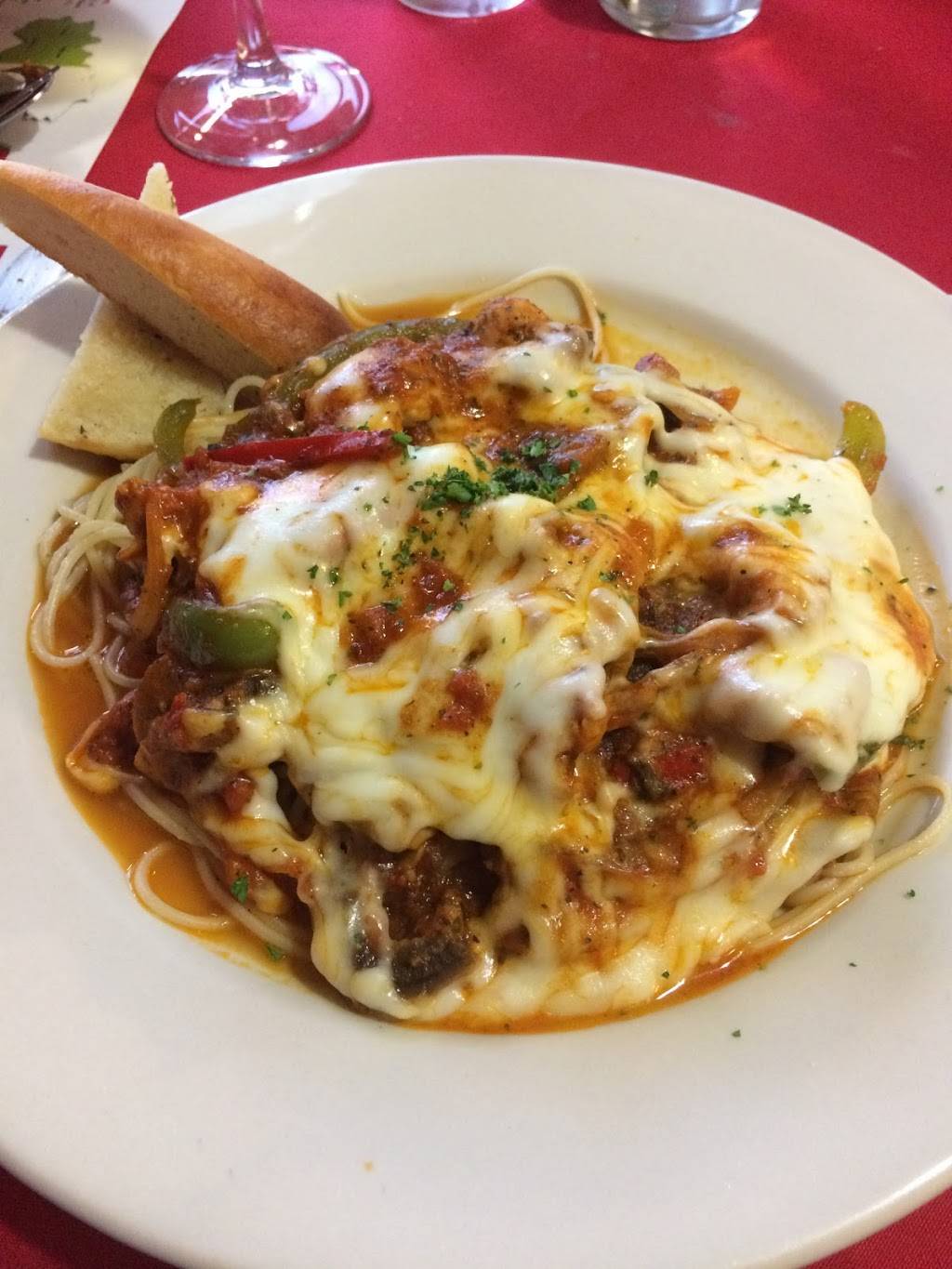 La Sorrentina Italian Restaurant | restaurant | 3330 Culebra Rd, San Antonio, TX 78228, USA | 2105490889 OR +1 210-549-0889