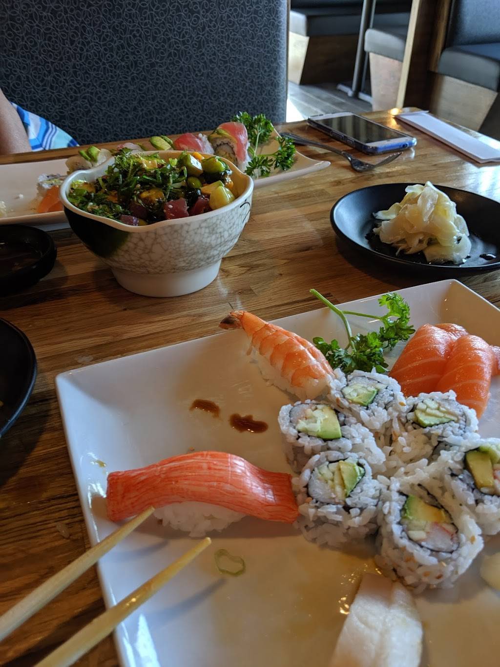 Ginger | restaurant | 24510 Eastex Fwy #130, Kingwood, TX 77339, USA | 2816568826 OR +1 281-656-8826