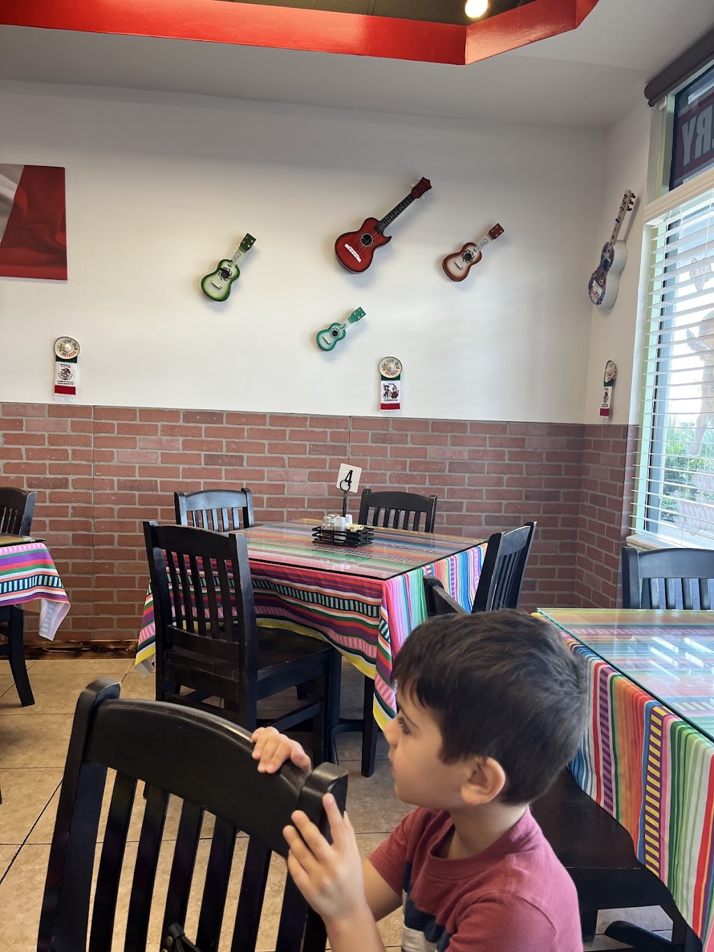 El Rinconcito Mexican | restaurant | 2804 N Roosevelt Blvd, Key West, FL 33040, USA | 3055176690 OR +1 305-517-6690