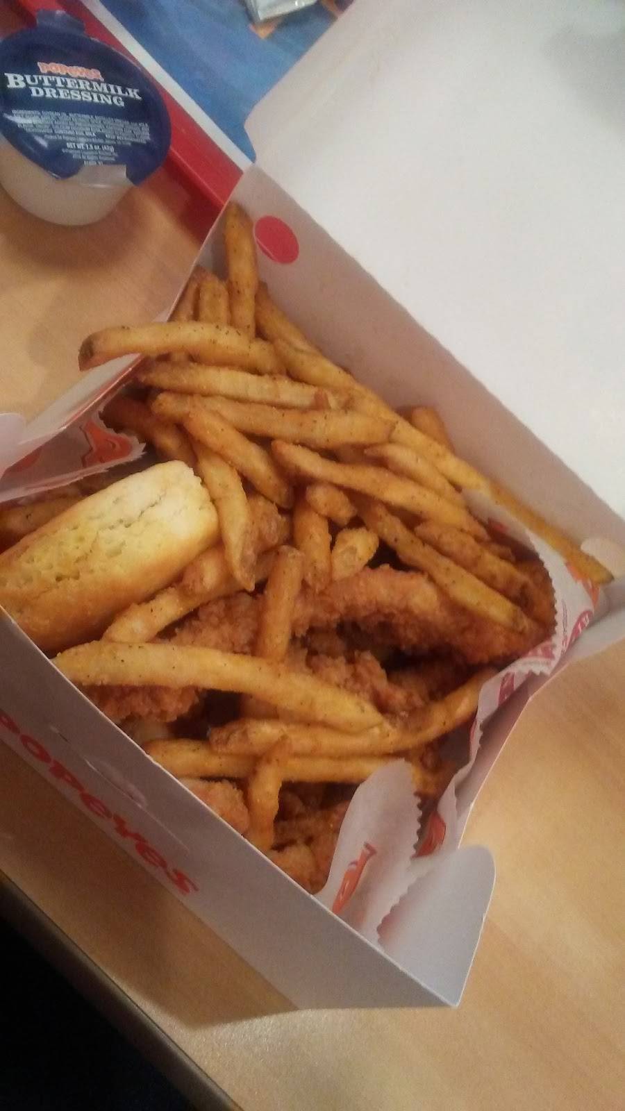 Popeyes Louisiana Kitchen | restaurant | 5227 E Kings Canyon Rd, Fresno, CA 93727, USA | 5594541225 OR +1 559-454-1225