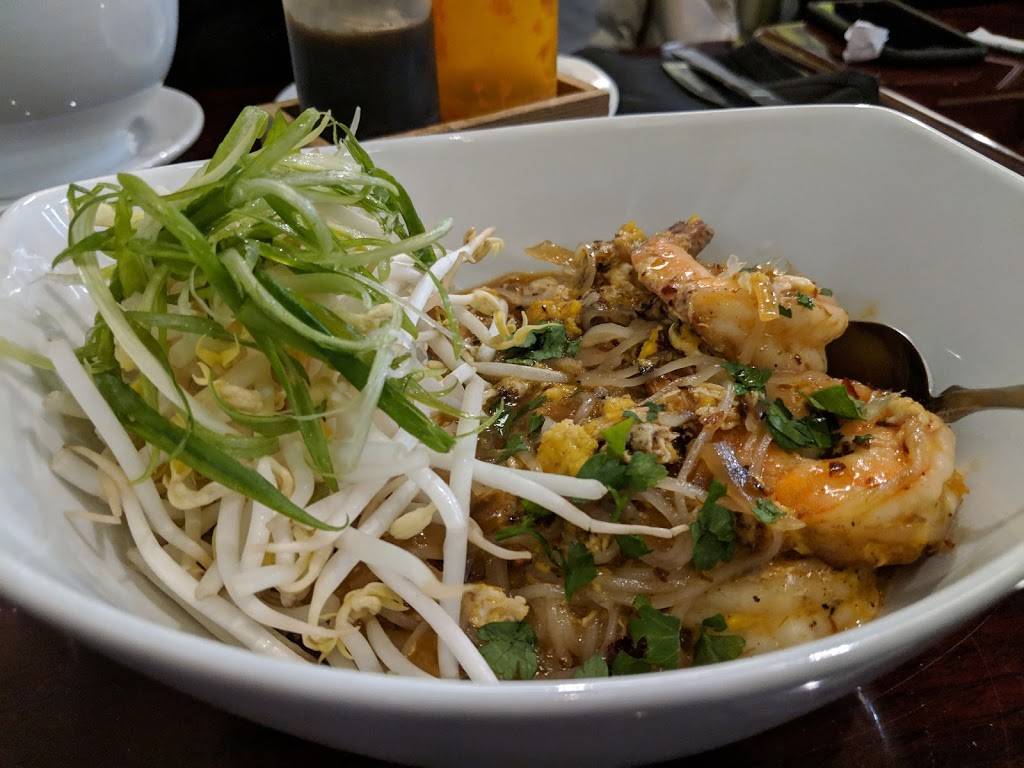 Papaya | restaurant | 111 Garden Golf Blvd, North Wales, PA 19454, USA | 2153616155 OR +1 215-361-6155