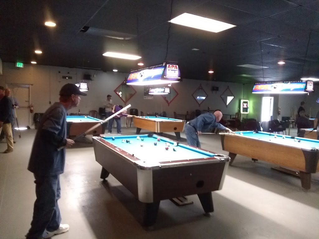 Vics Sports Bar & Grill | meal takeaway | 2727 Joan Ave, Panama City Beach, FL 32408, USA | 2057061519 OR +1 205-706-1519