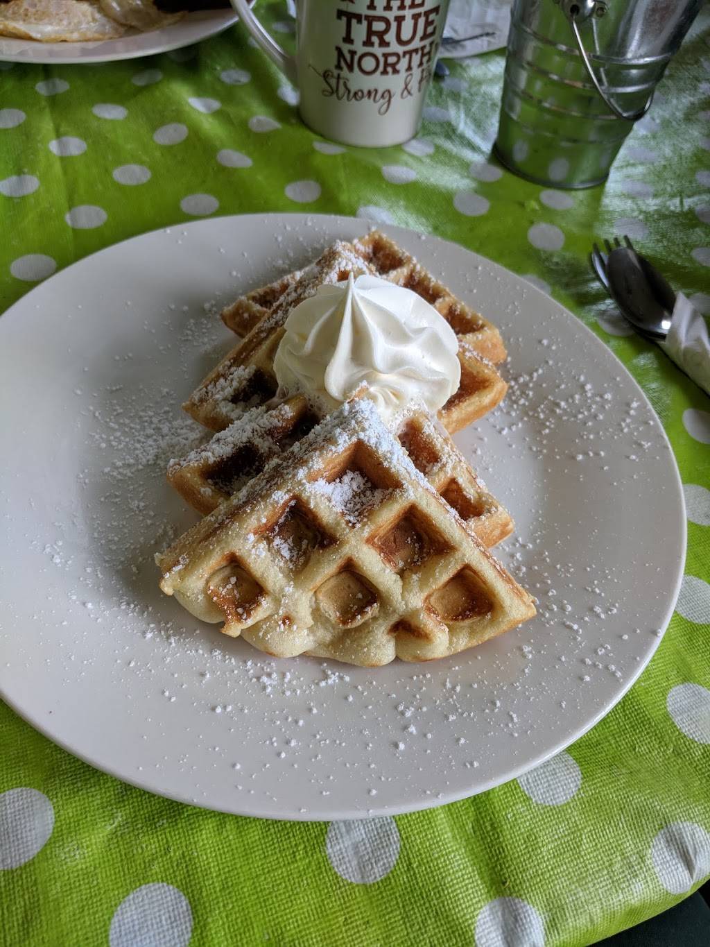 Easy Street | restaurant | 8240 McLeod Rd, Niagara Falls, ON L2H 2T6, Canada | 2892962328 OR +1 289-296-2328