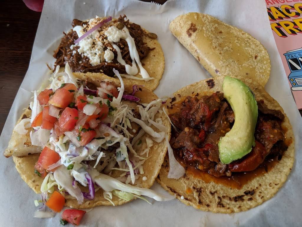 Guisados | restaurant | 312 N San Fernando Blvd, Burbank, CA 91502, USA | 8182389806 OR +1 818-238-9806