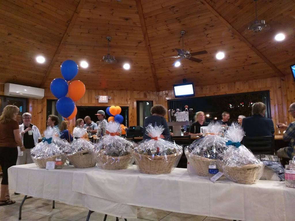 Tip-OLearys | restaurant | 300 West Chester Pike, Havertown, PA 19083, USA | 6107891414 OR +1 610-789-1414