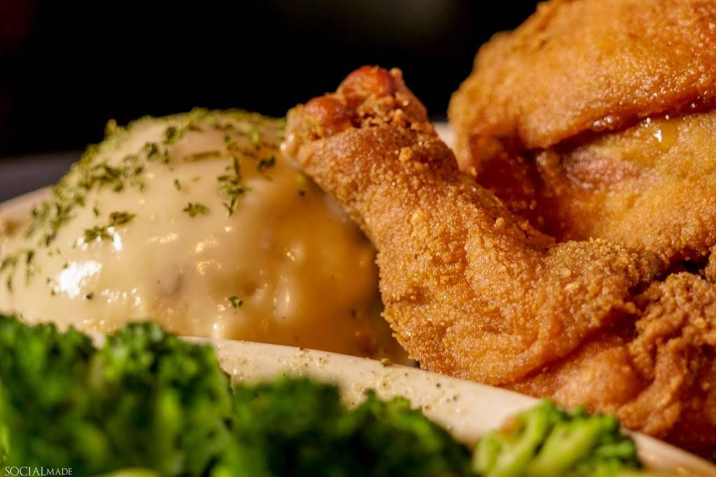 The Original Crusoes Restaurant & Patrick McKeanes Pub | restaurant | 3152 Osceola St, St. Louis, MO 63111, USA | 3143510620 OR +1 314-351-0620