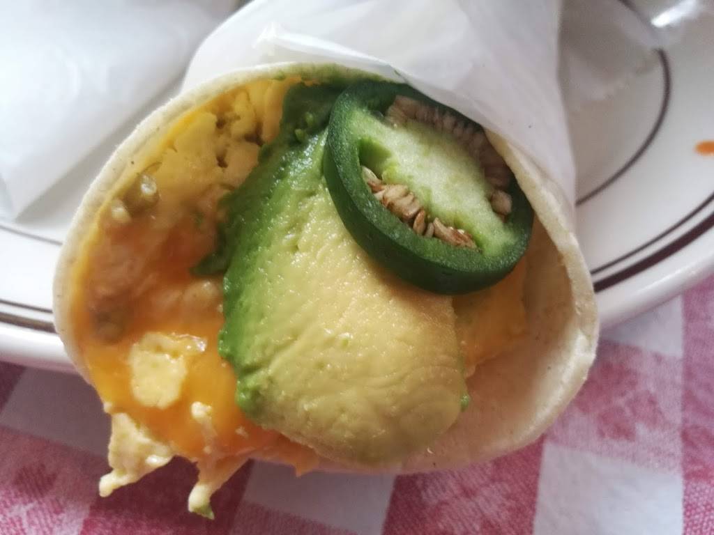 Cowgirl | restaurant | 519 Hudson St, New York, NY 10014, USA | 2126331133 OR +1 212-633-1133