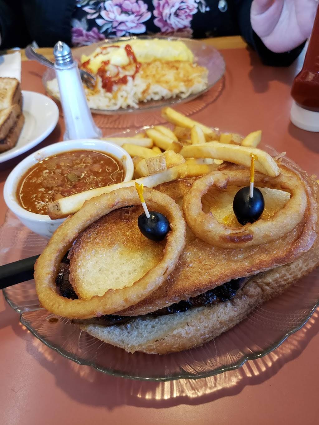 Black Oak Restaurant | restaurant | 320 Orange Dr, Vacaville, CA 95687, USA | 7074481311 OR +1 707-448-1311