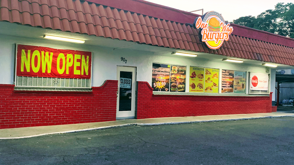 One Way Burgers | restaurant | 907 N Court St, Visalia, CA 93291, USA | 5596085067 OR +1 559-608-5067
