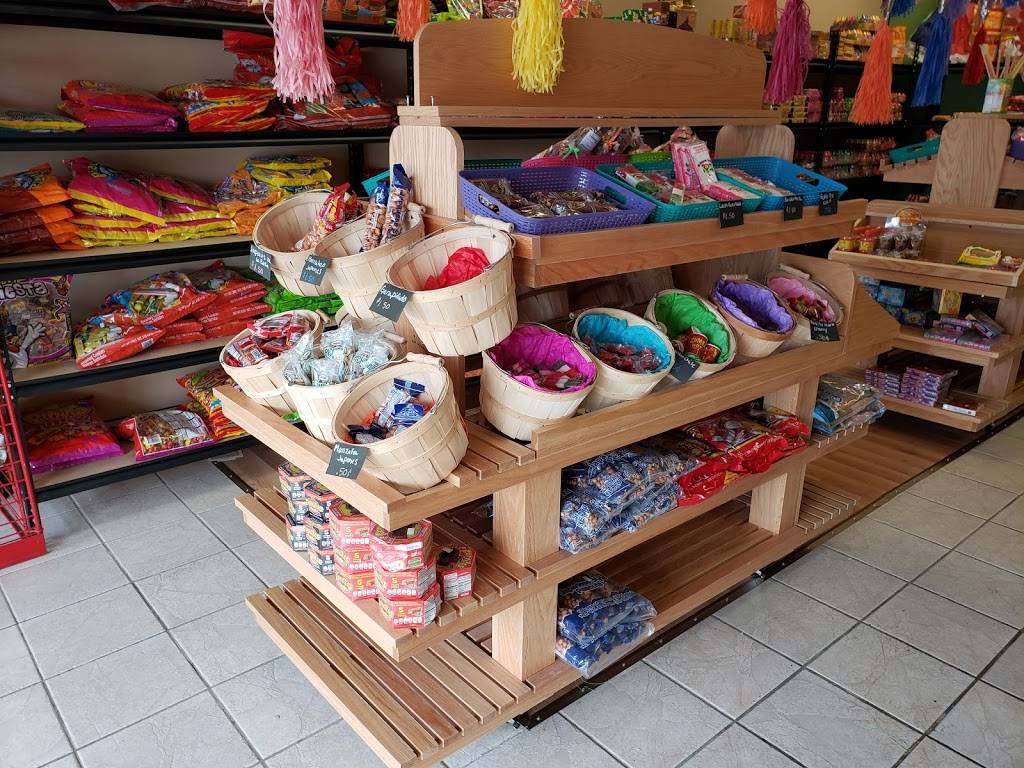 Mega Tacos | restaurant | 3585 Clyde Park Ave SW, Wyoming, MI 49509, USA | 6165510309 OR +1 616-551-0309