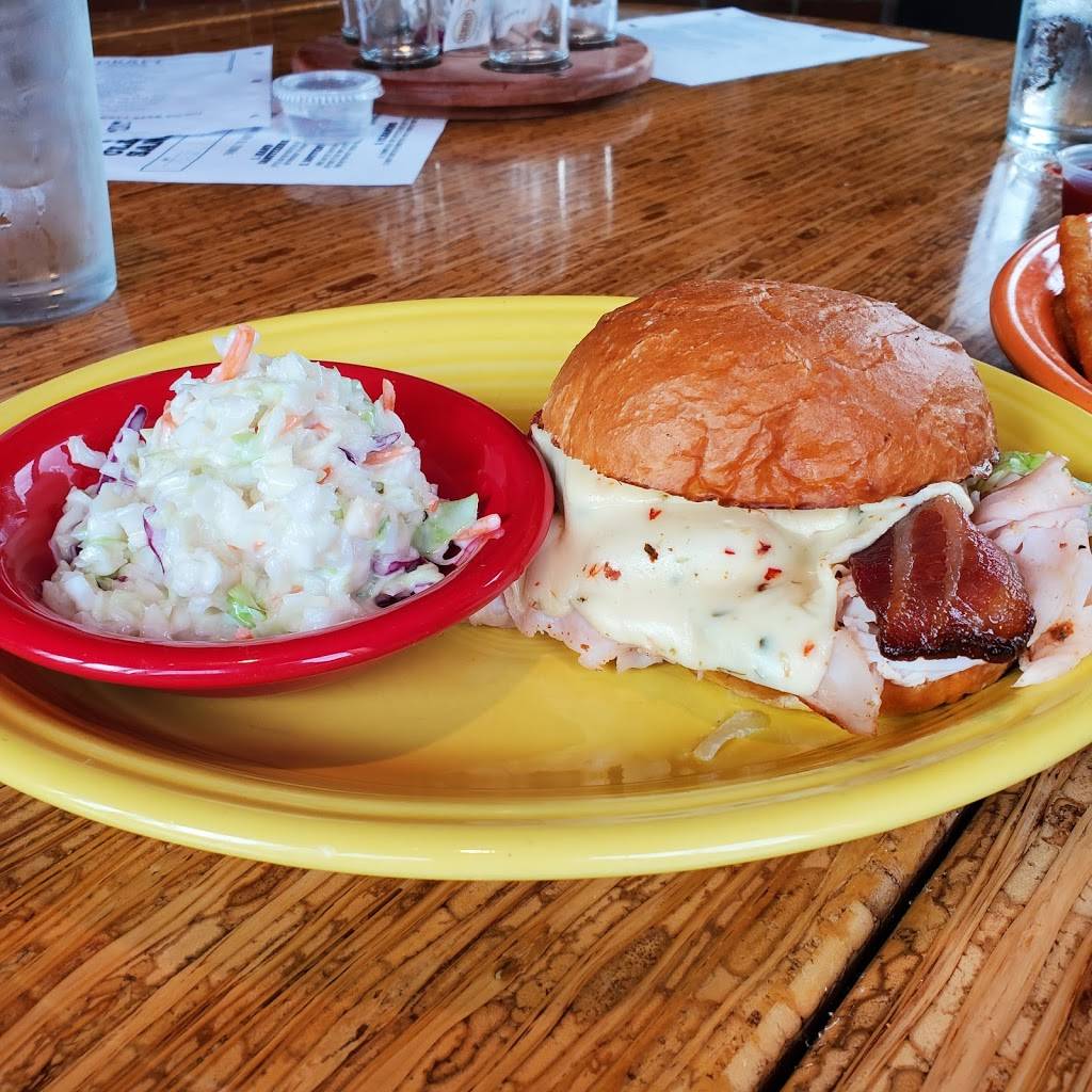 Schlafly Bankside | restaurant | 920 S Main St, St Charles, MO 63301, USA | 6369462739 OR +1 636-946-2739