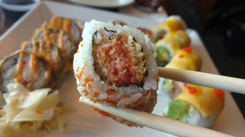 Sakura Sushi | restaurant | 2029 Lynnhaven Pkwy, Virginia Beach, VA 23456, USA | 7574163551 OR +1 757-416-3551
