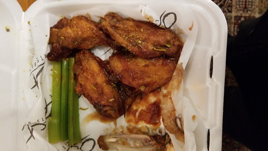 Output lounge | restaurant | 3720 N Clark St, Chicago, IL 60613, USA | 7736878658 OR +1 773-687-8658