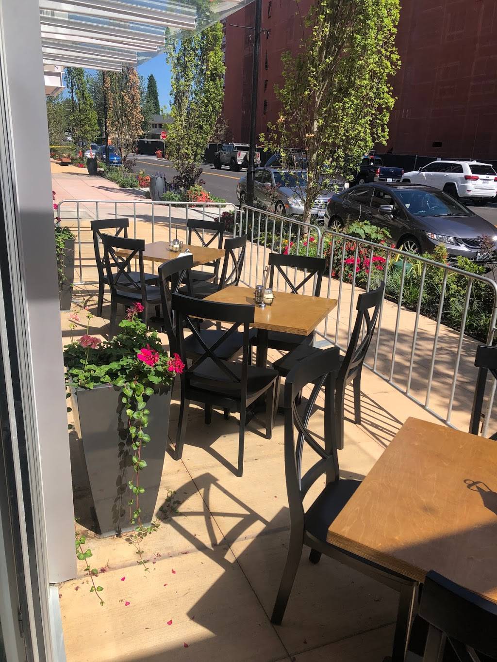 Zeeks Pizza | meal delivery | 17255 135th Ave NE Suite 1060, Woodinville, WA 98072, USA | 4258938646 OR +1 425-893-8646