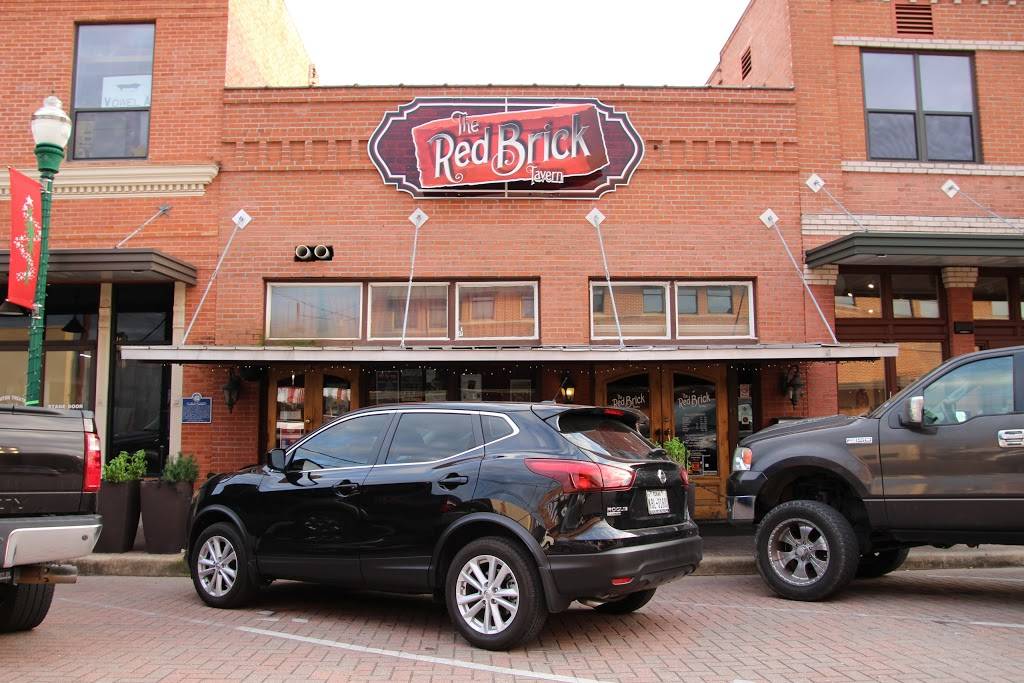 Red Brick Tavern | restaurant | 119 Simonton St, Conroe, TX 77301, USA | 9365392000 OR +1 936-539-2000