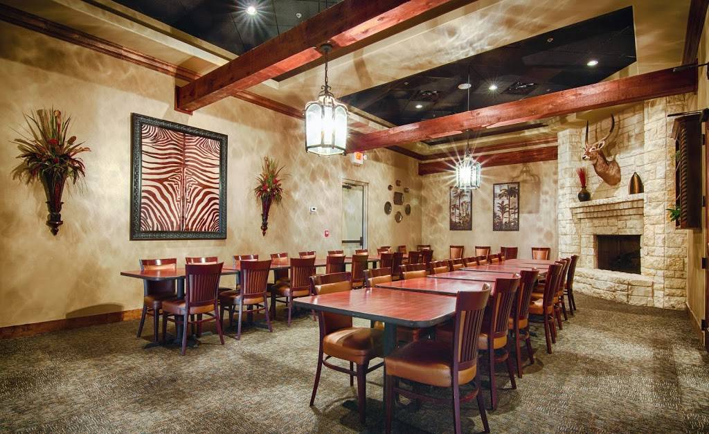 Fat Daddys Sports & Spirits | restaurant | 781 W Debbie Ln, Mansfield, TX 76063, USA | 8174530188 OR +1 817-453-0188