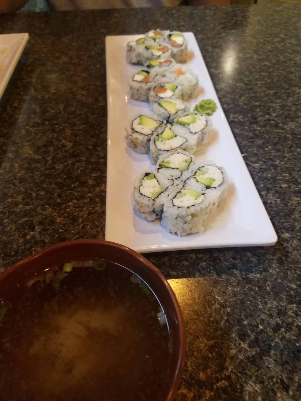 Pearl Sushi Lovers | restaurant | 340 E 10th St ste a, Gilroy, CA 95020, USA | 4087672972 OR +1 408-767-2972