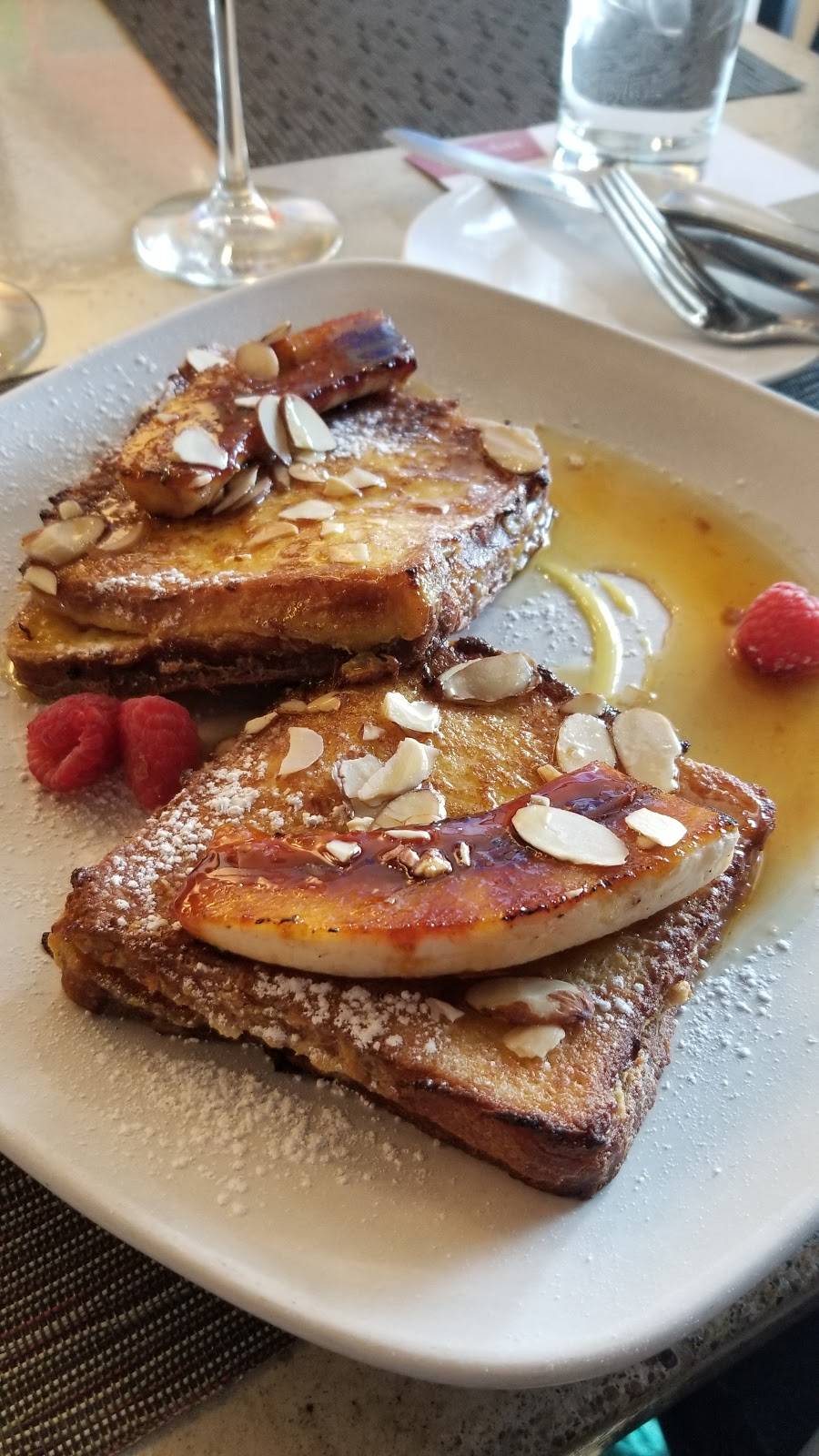 Fire Food and Drink | restaurant | 13220 Shaker Square, Cleveland, OH 44120, USA | 2169213473 OR +1 216-921-3473