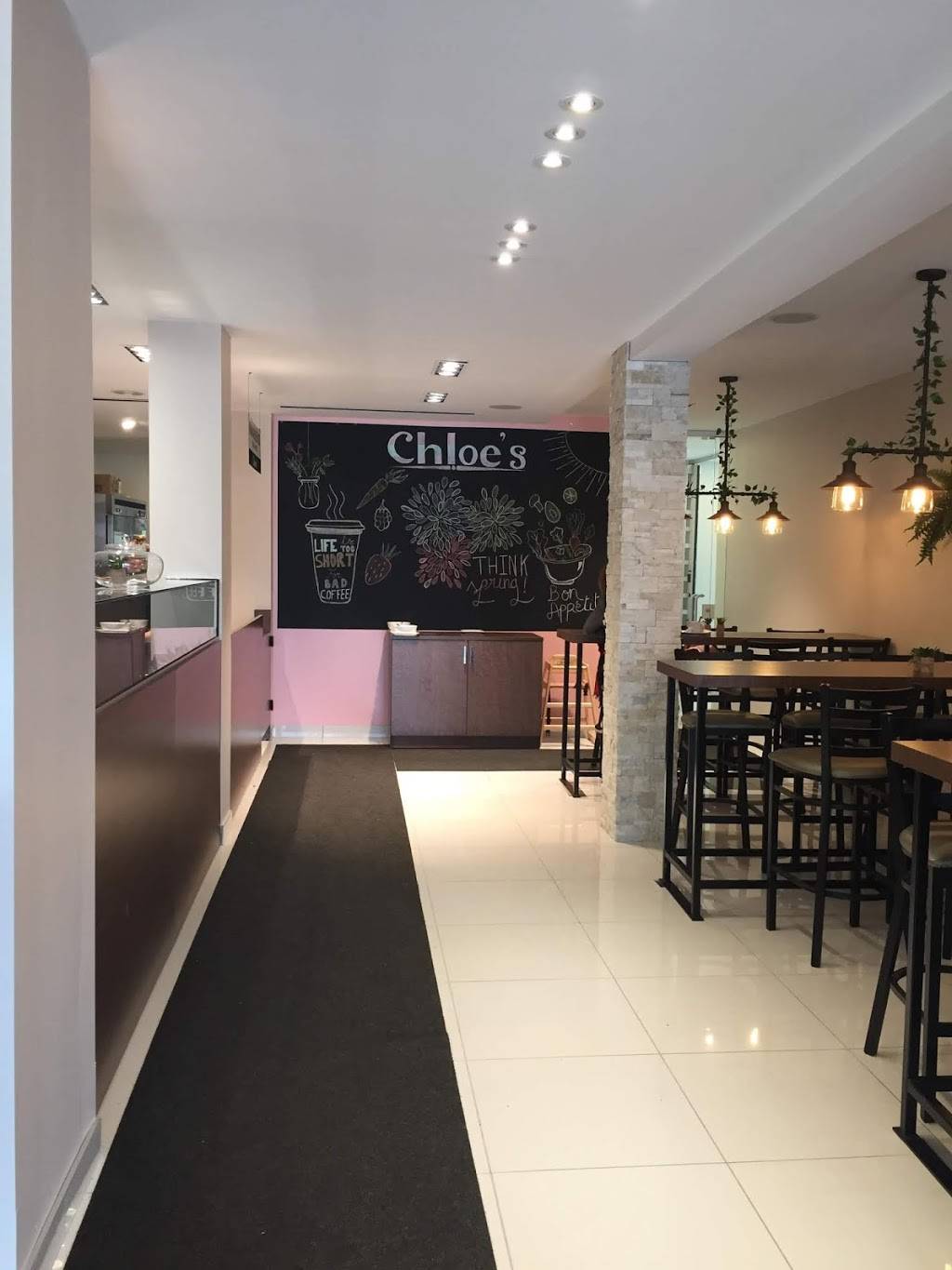 Chloes Salades & Cafe | restaurant | 4175 Rue Jean-Talon O, Montréal, QC H4P 1W6, Canada | 5144764175 OR +1 514-476-4175