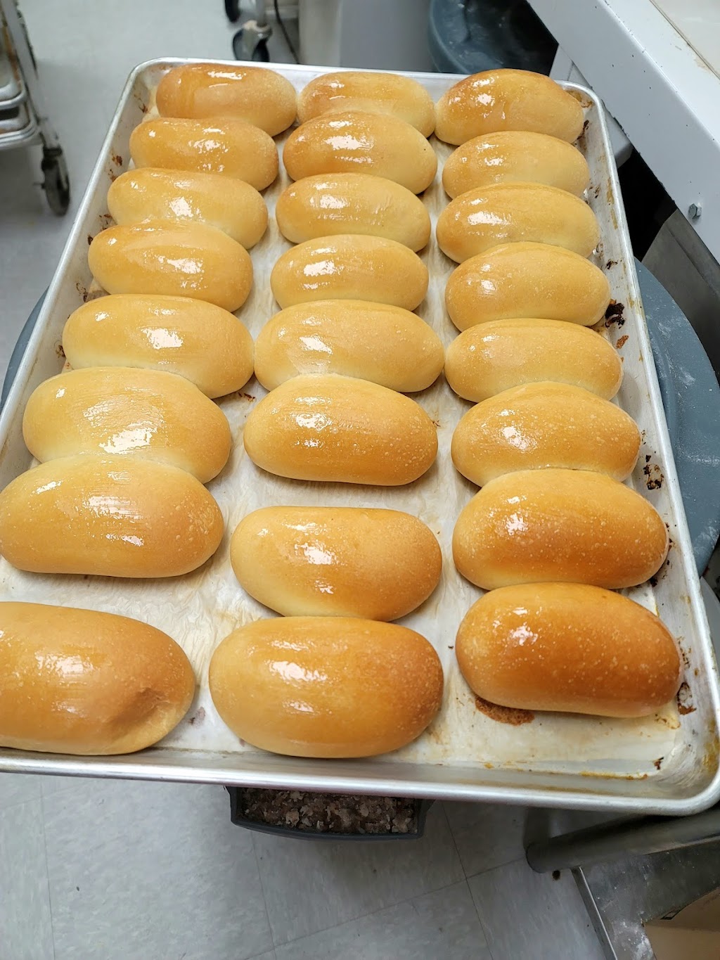 Rise N Shine Donuts (98th n Slide) | restaurant | 5207 98th St, Lubbock, TX 79424, USA | 8069933356 OR +1 806-993-3356