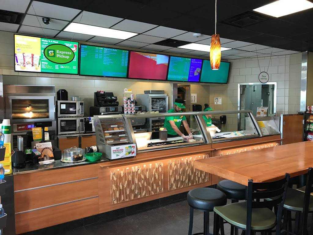 Subway Restaurants | restaurant | 1165 Westwood Blvd, Los Angeles, CA 90024, USA | 3102087774 OR +1 310-208-7774
