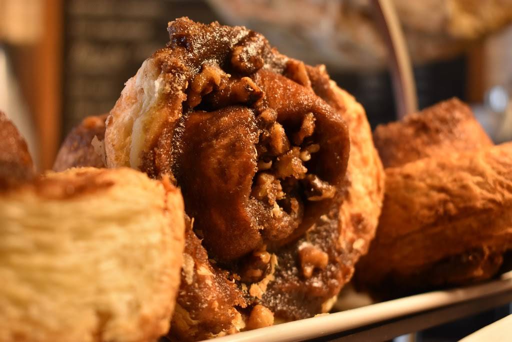 Moody’s Delicatessen & Provisions | restaurant | 468 Moody St, Waltham, MA 02453, USA | 7812168732 OR +1 781-216-8732