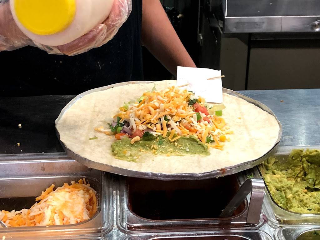 Burrito Boyz Streetsville | restaurant | 17 Tannery St, Mississauga, ON L5M 1V1, Canada | 9055672699 OR +1 905-567-2699