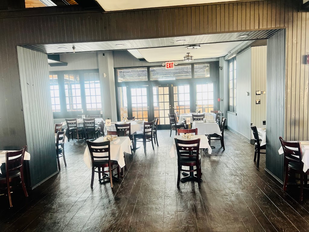 Paradise Island | restaurant | 225 Ellis St, Staten Island, NY 10307, USA | 8458273460 OR +1 845-827-3460