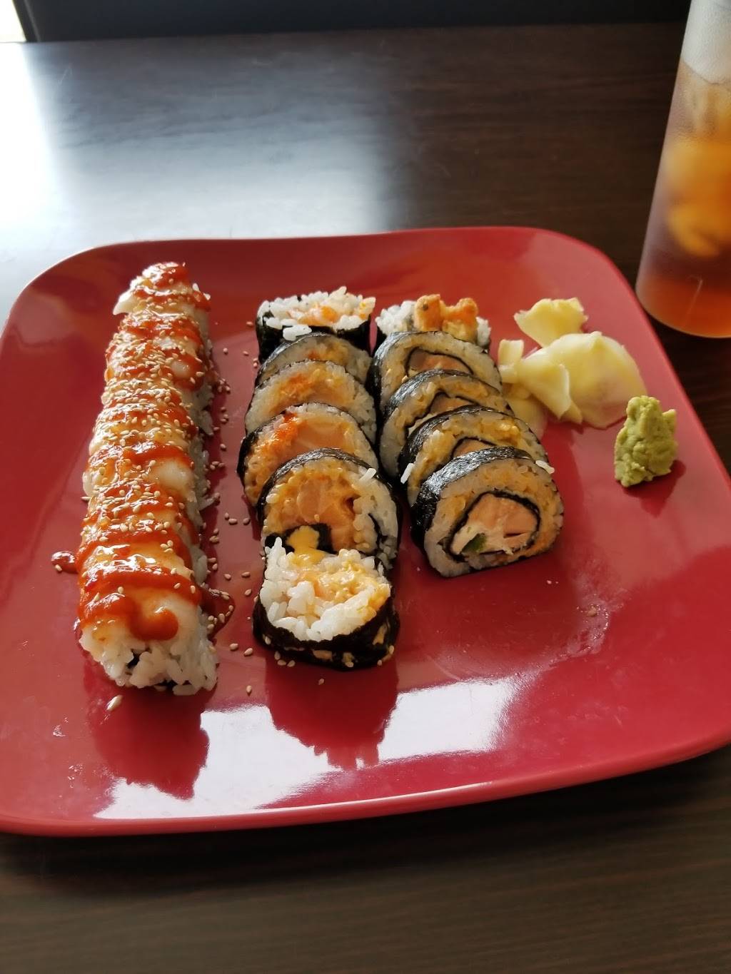 Shawns Sushi | restaurant | 5612 Northwest Expy, Warr Acres, OK 73132, USA | 4057922211 OR +1 405-792-2211