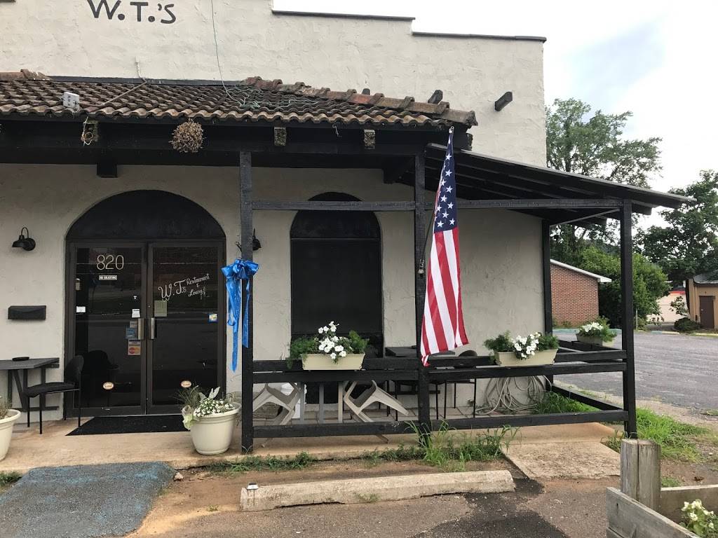 W Ts Restaurant & Lounge | night club | 820 9th St N, Bessemer, AL 35020, USA | 2054267742 OR +1 205-426-7742