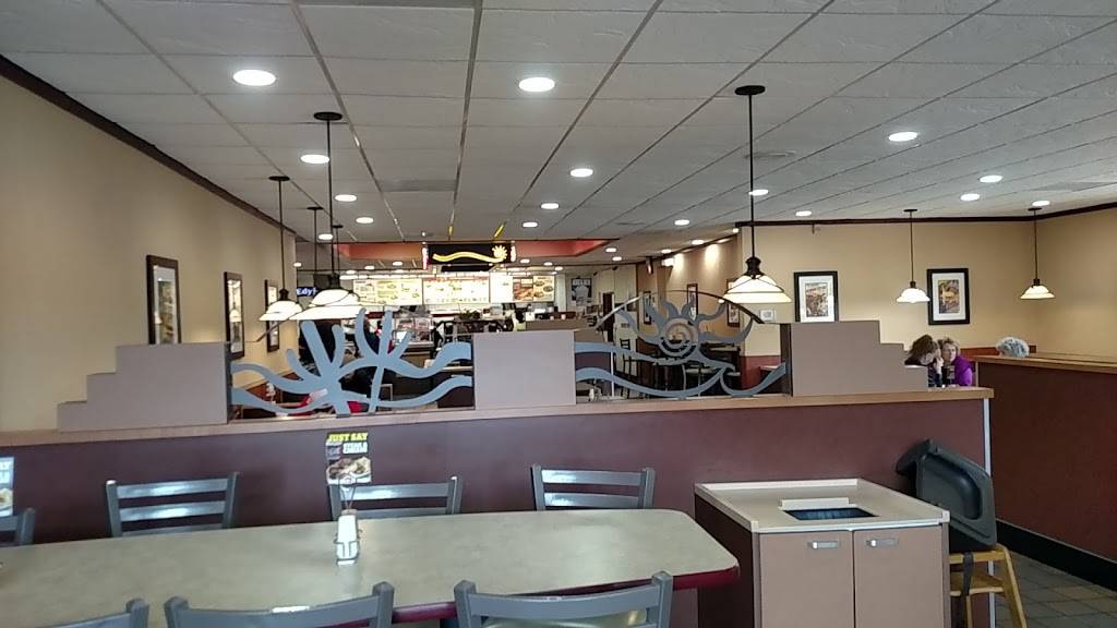 Roy Rogers | restaurant | 1506 Belle View Blvd, Alexandria, VA 22307, USA | 7036601264 OR +1 703-660-1264